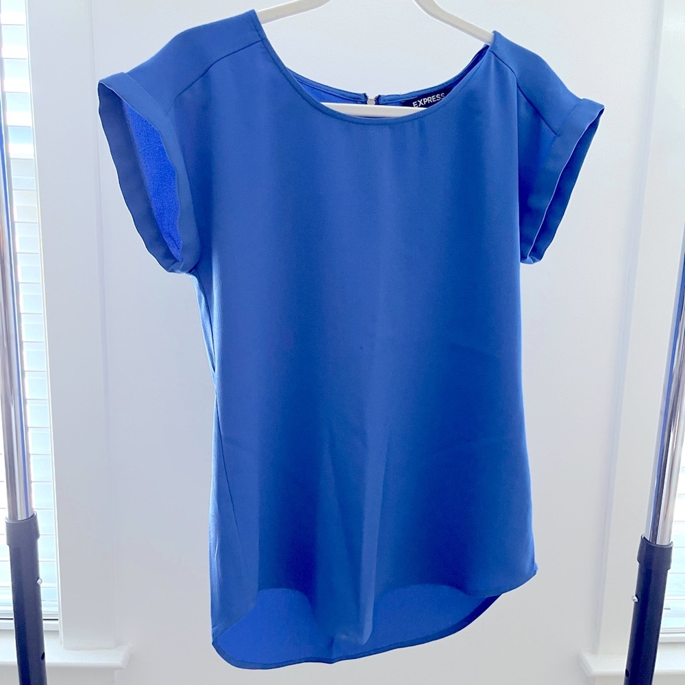 Express blue tank top with zipper in back. Business casual tank top. Size small